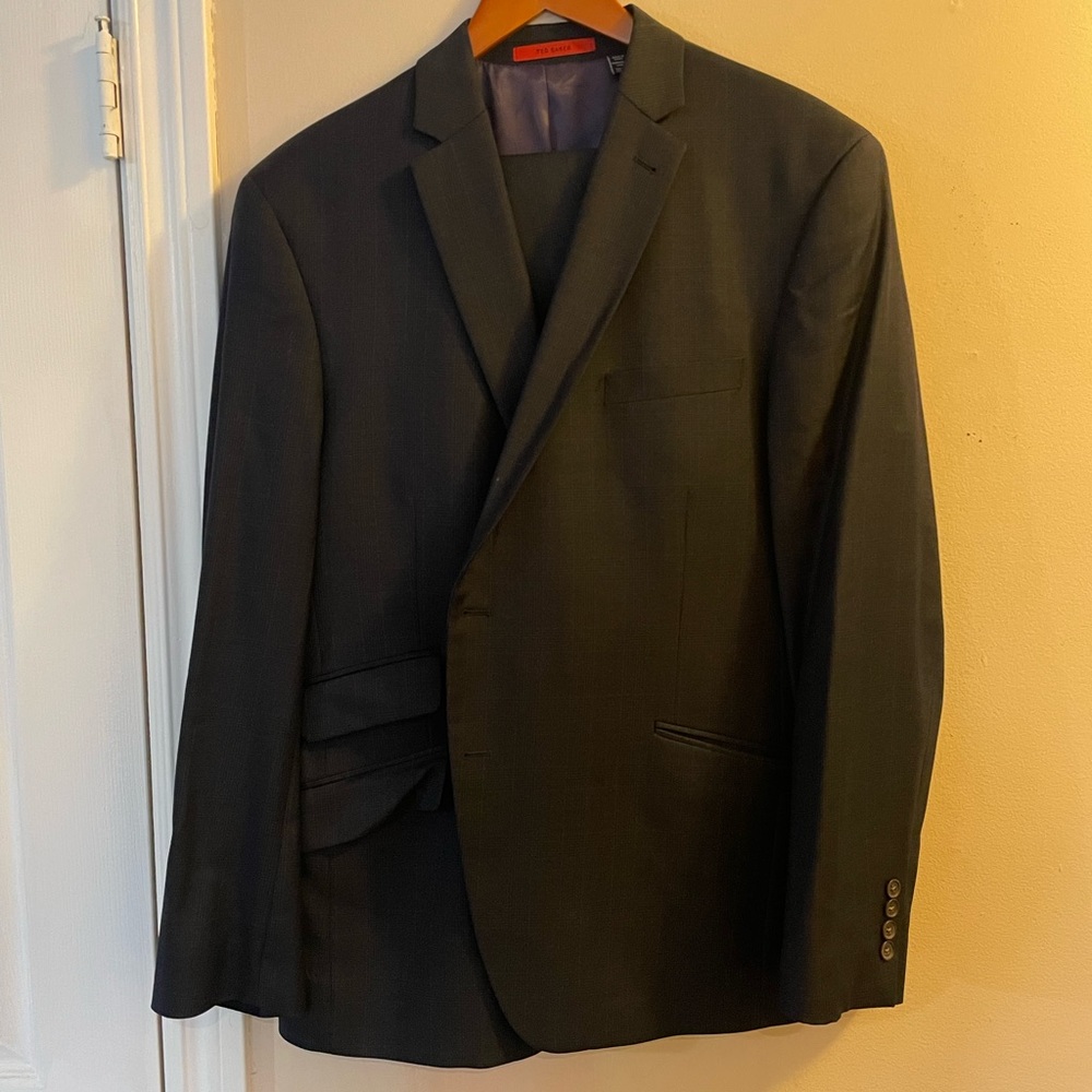 Men’s Ted Baker suit 46R